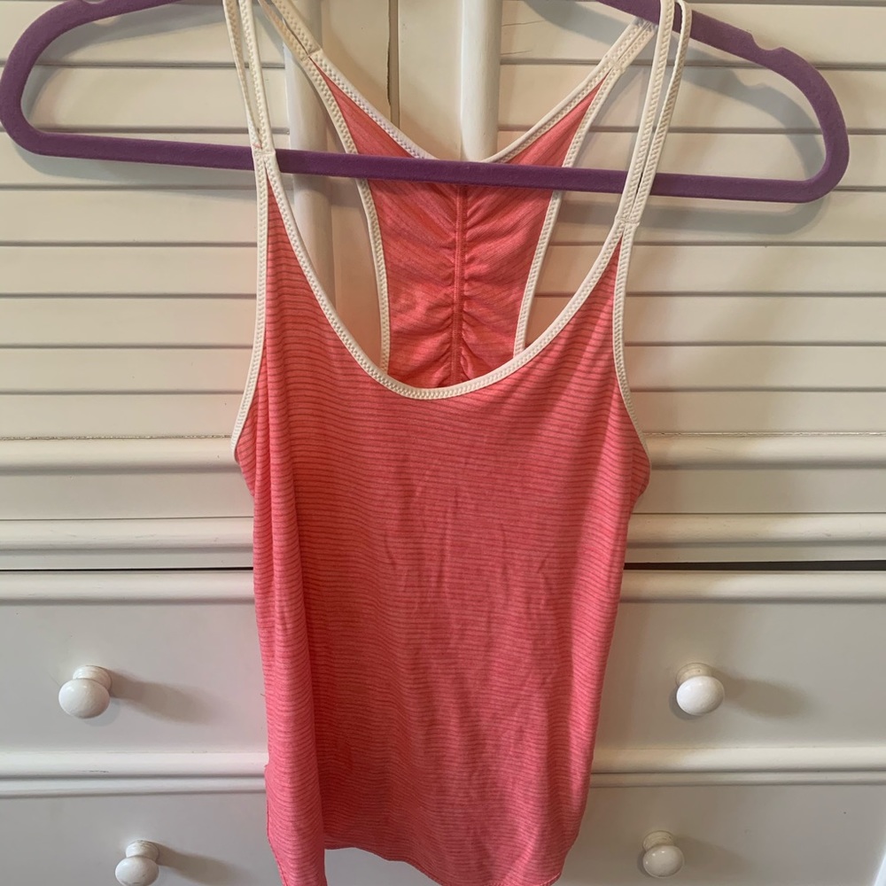Lululemon tank top